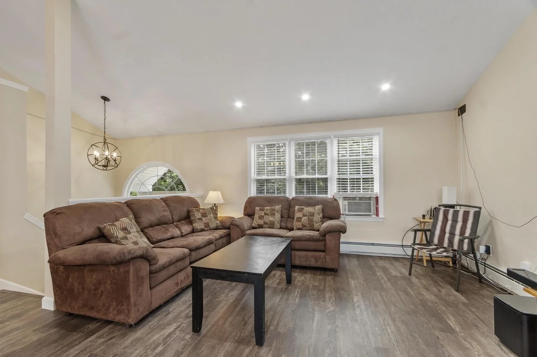 Photo of 30 2nd St
