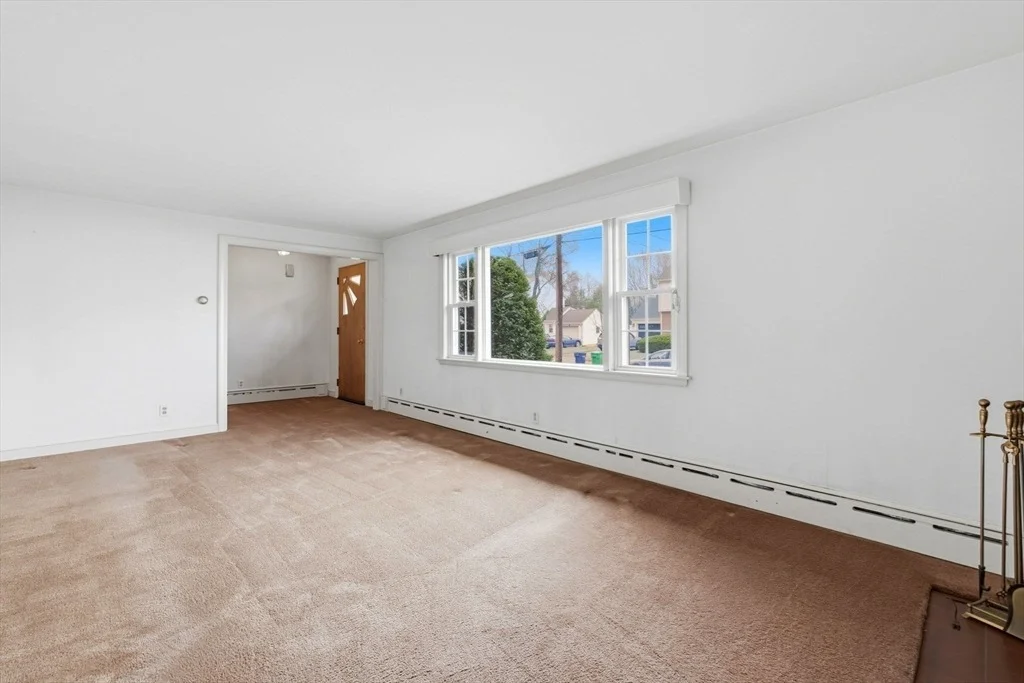 Photo of 14 Schofield Dr