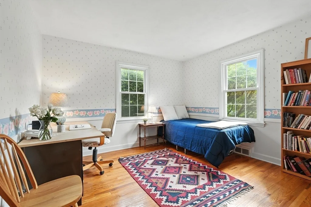 Photo of 30 Western Cir