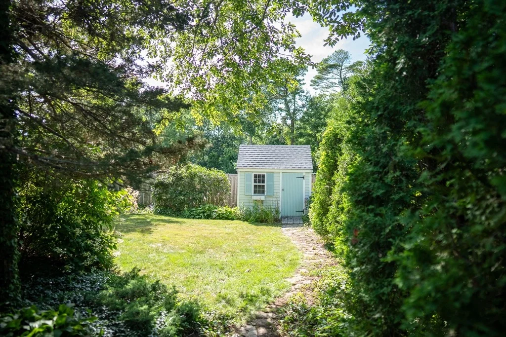 Photo of 1 Johnson Ln
