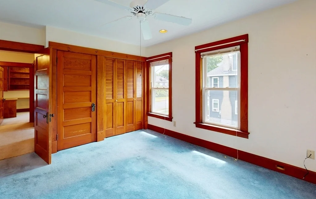 Photo of 4 Davis St