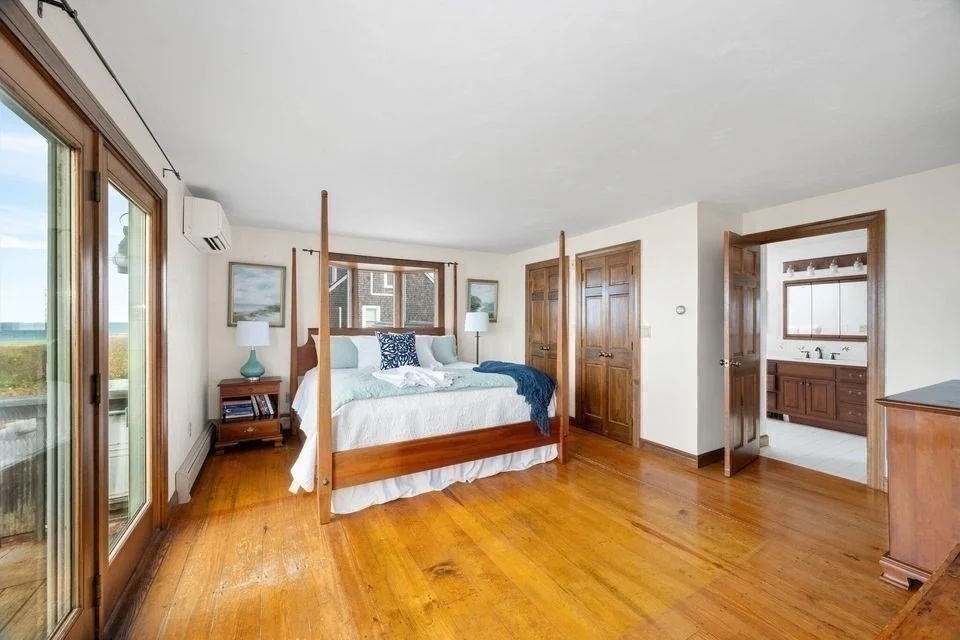 Photo of 156 Shore Drive