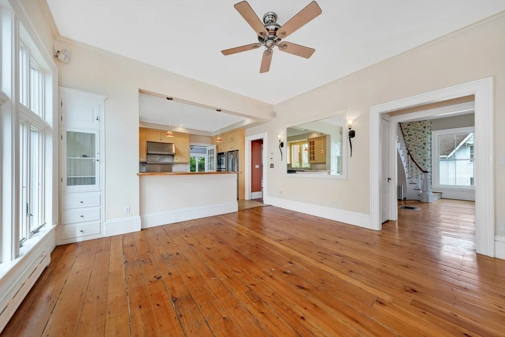 Photo of 2 Clarendon St