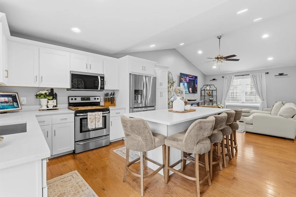 Photo of 127 Middlesex St