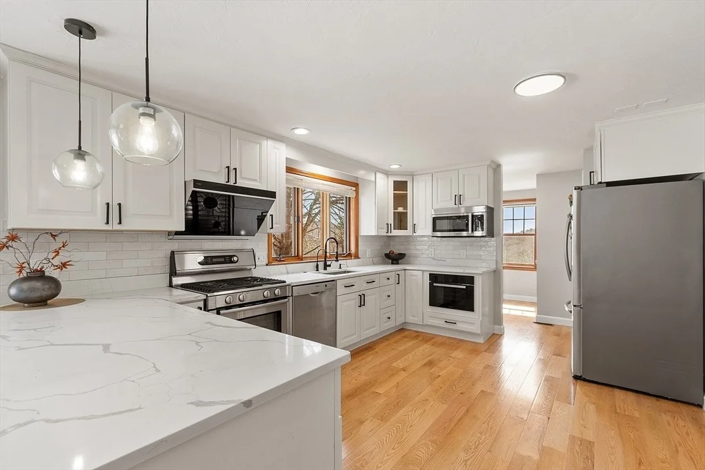 Photo of 933 Liberty Square Rd