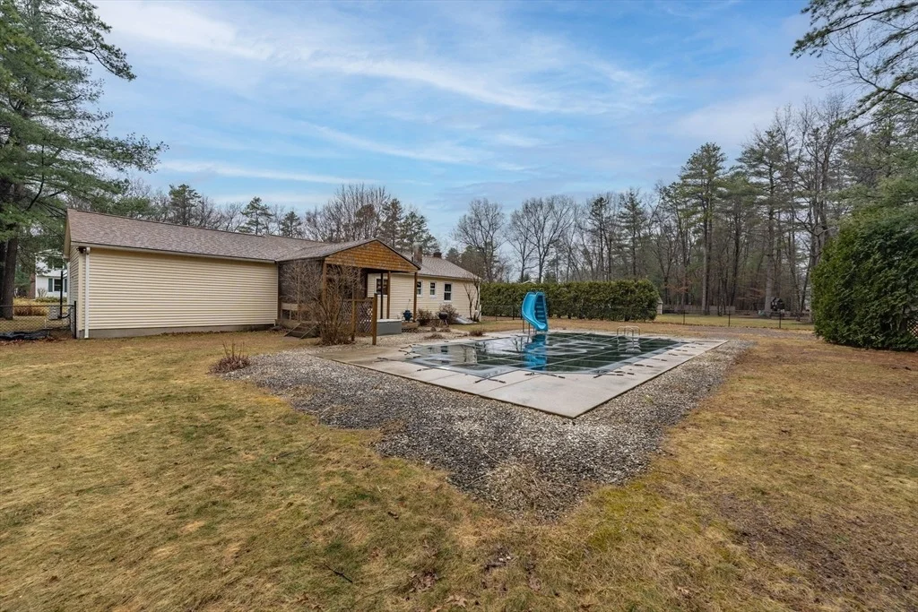 Photo of 12 Kimberly Ln