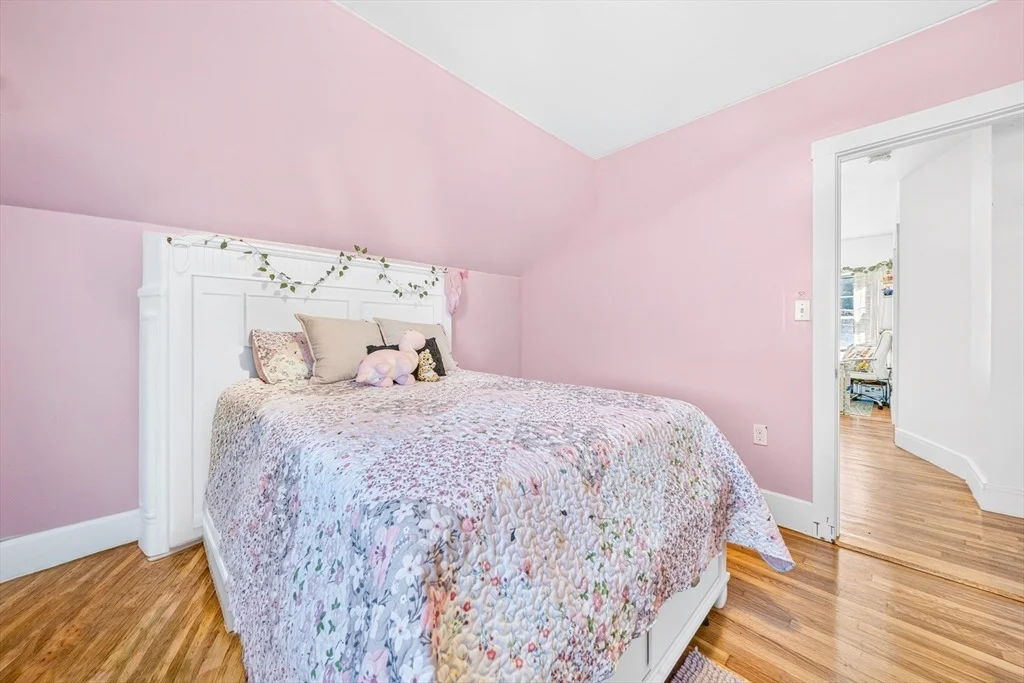 Photo of 22 Emerson