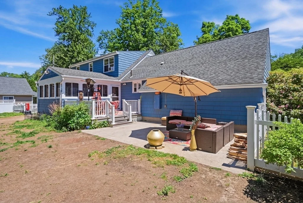 Photo of 64 Senator St