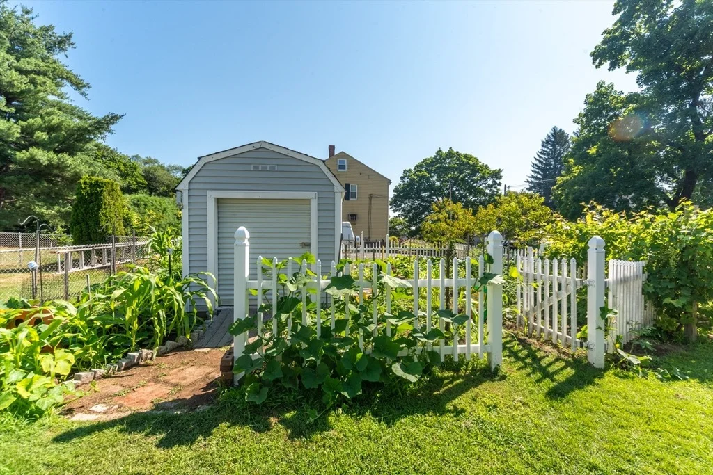 Photo of 117 River St