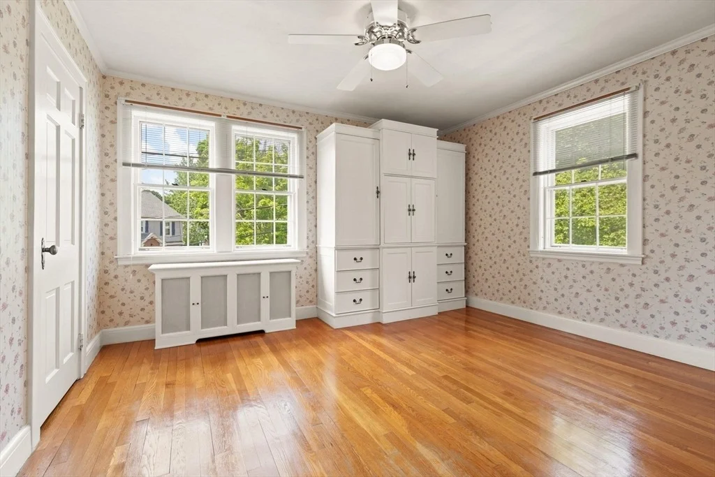 Photo of 9 Mayfield Rd