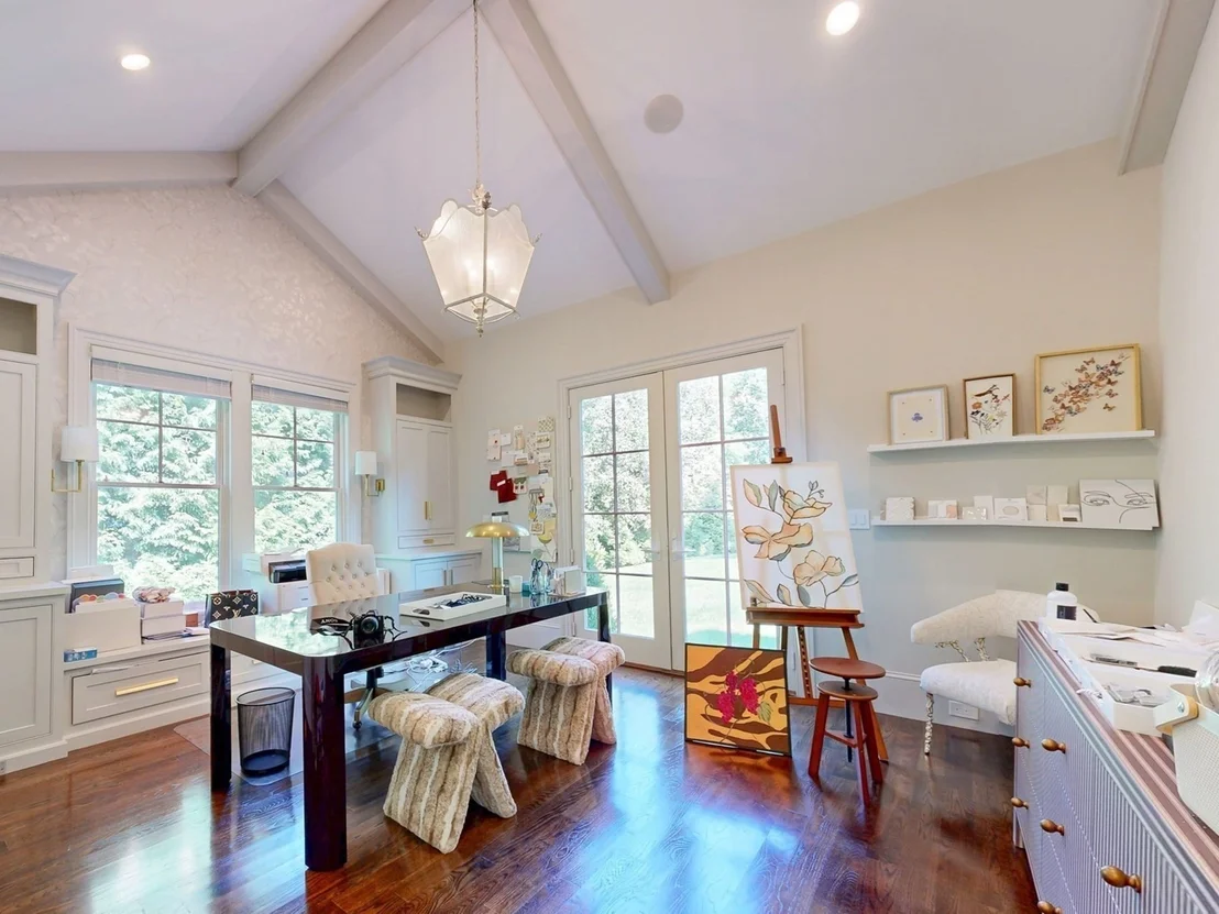 Photo of 370 Grove St