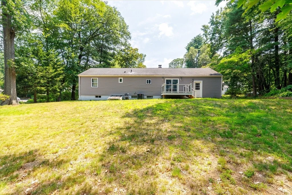 Photo of 13 Curley Dr