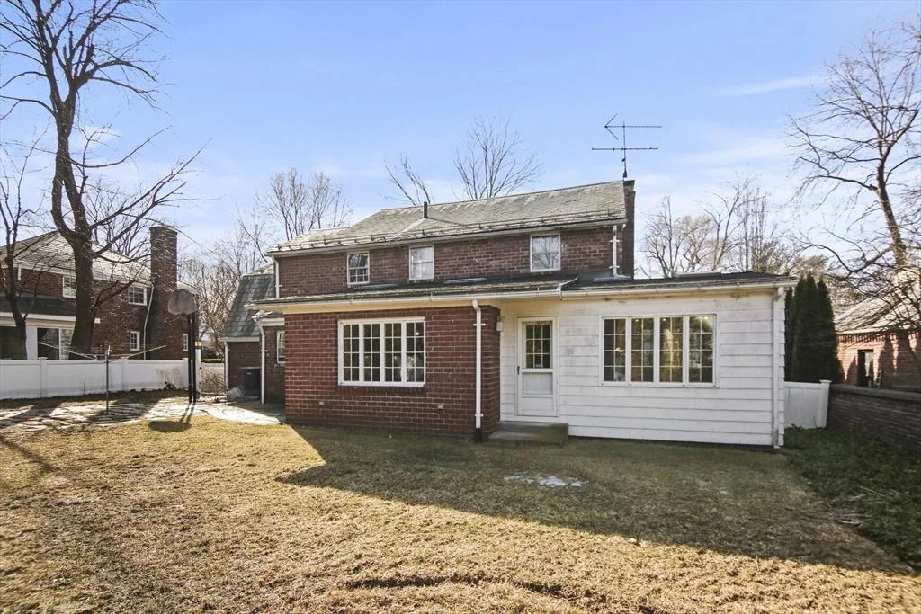 Photo of 116 Pleasantview Avenue