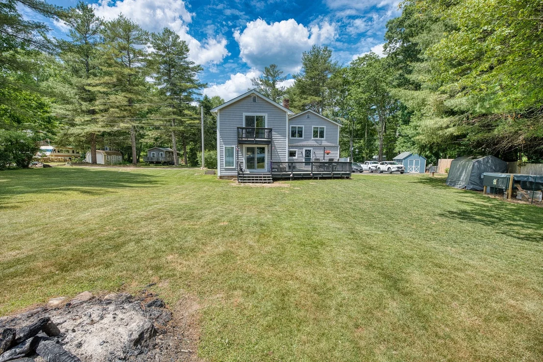Photo of 15 Lake View Dr