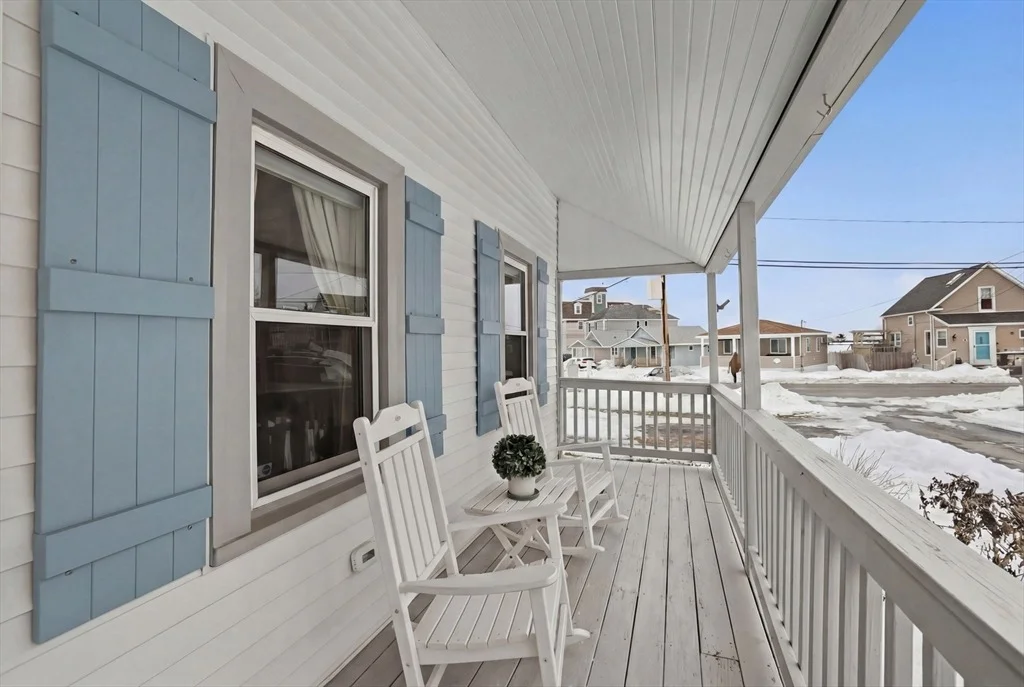 Photo of 137 Hampton Cir