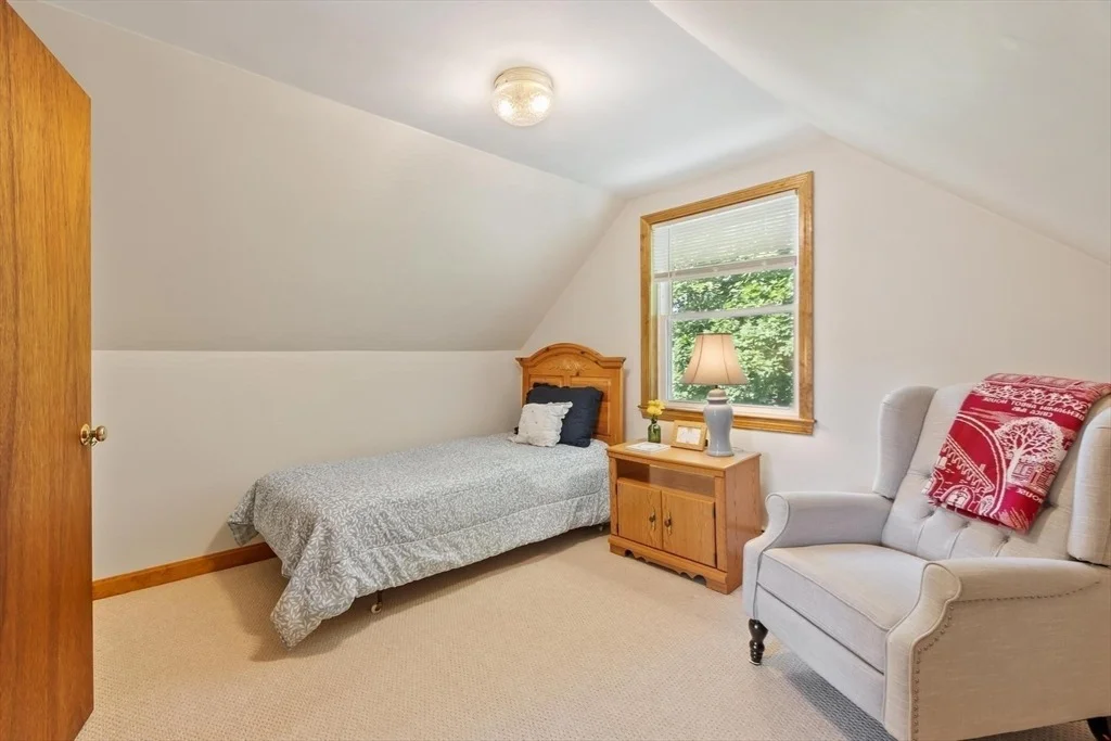 Photo of 15 Alderbrook Road