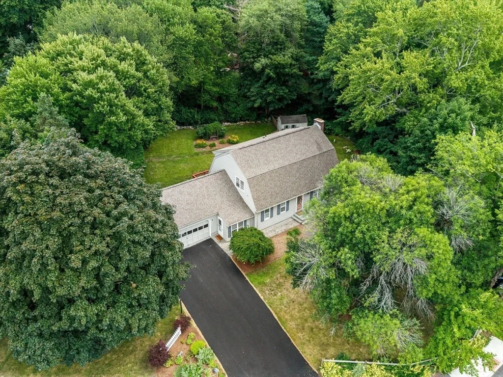 Photo of 1 Longmeadow Road