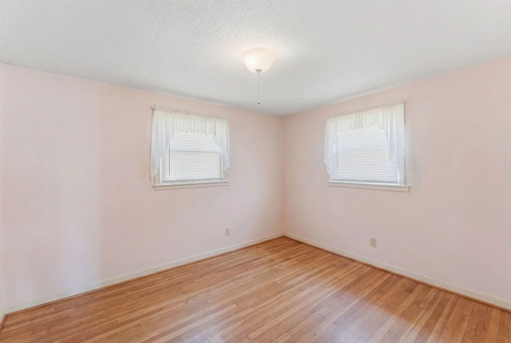 Photo of 76 Lake St