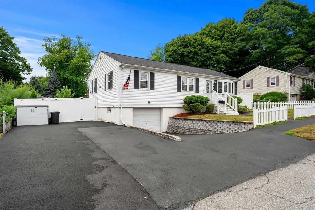 Photo of 6 Haskell Pl