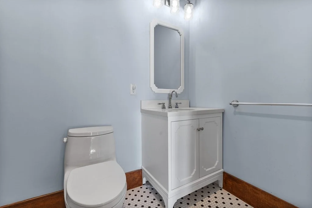 Photo of 16 Pleasant St