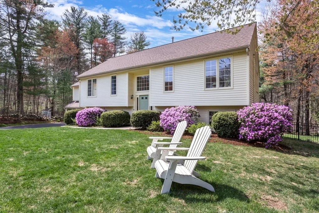 Photo of 74 Oxford Drive