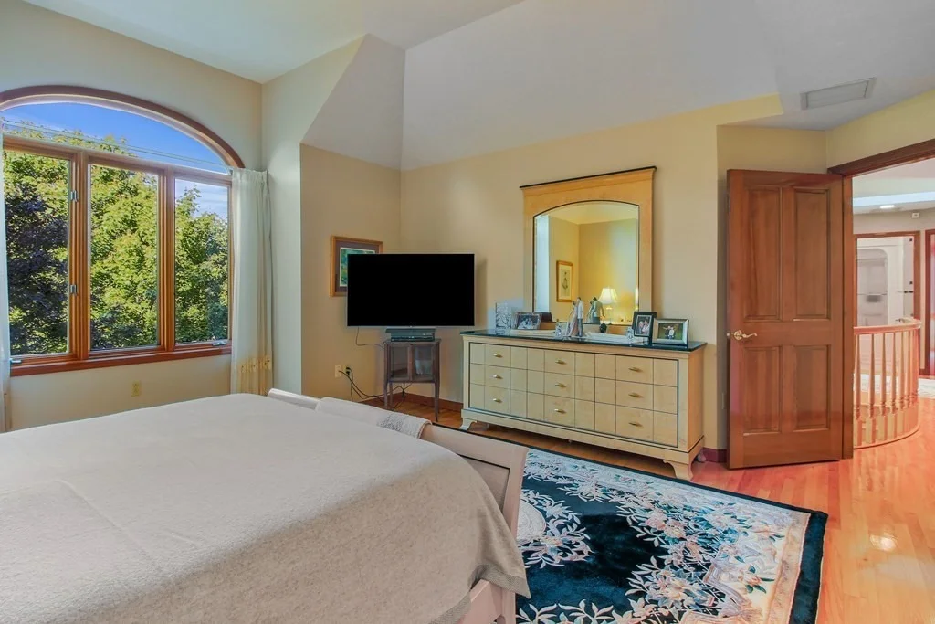Photo of 15 Greenview Lane