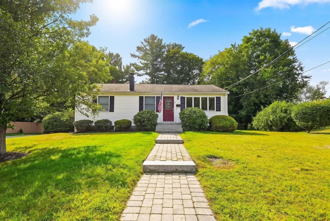 Photo of 4 Orchard Dr