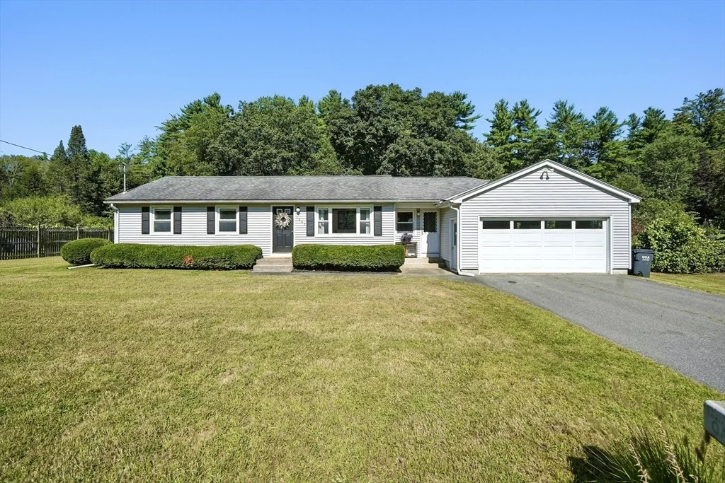 Photo of 1007 Westhampton Rd