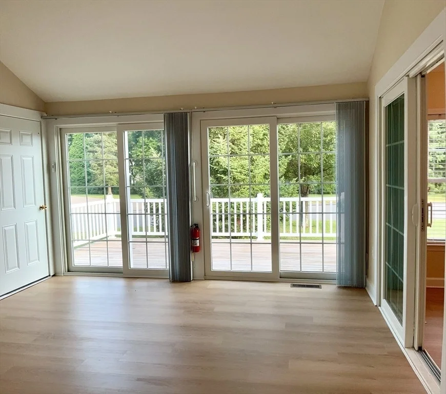 Photo of 7 Edgestone Drive