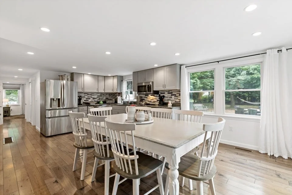 Photo of 720 Massasoit Road