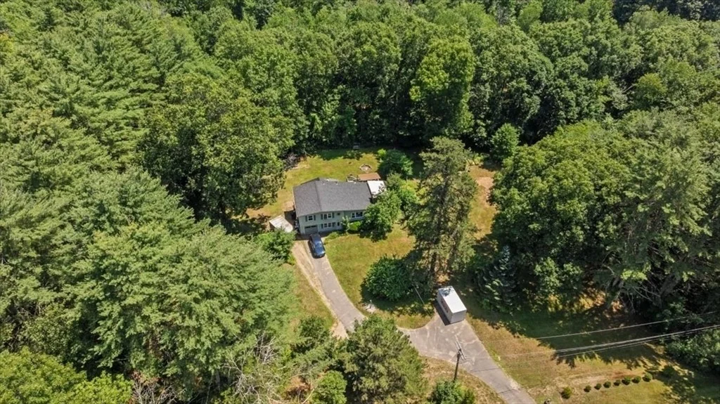 Photo of 237 Boston Rd