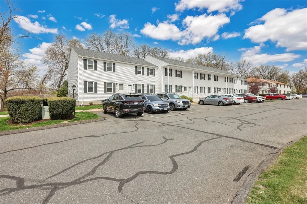 Photo of Unit 49 at 200 Lambert Ter