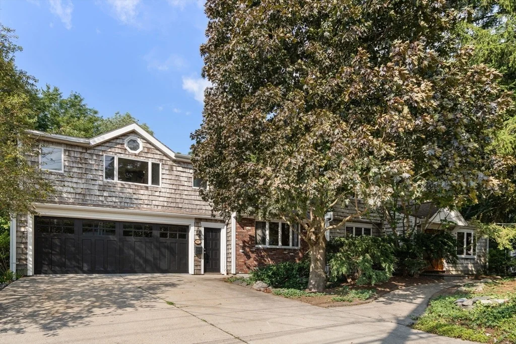 Photo of 341 West St