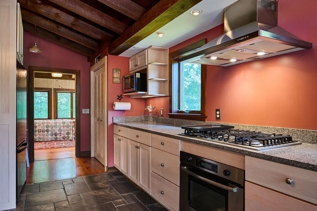 Photo of 62 Schaefer Way