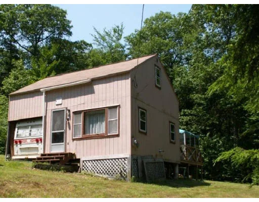Photo of 27 East Brook Drive