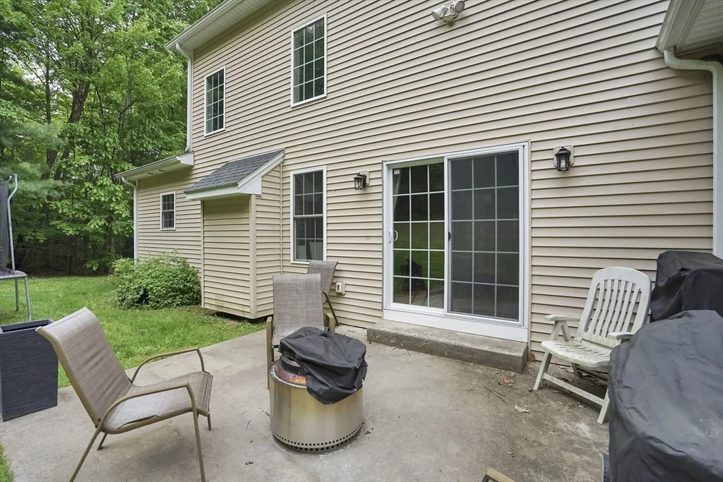 Photo of 32 Bissonnette Cir