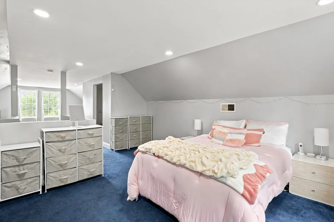 Photo of 18 Rosegate Rd