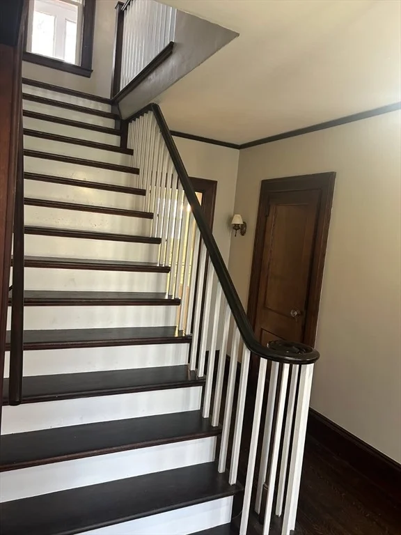 Photo of 122 Bellevue Ave