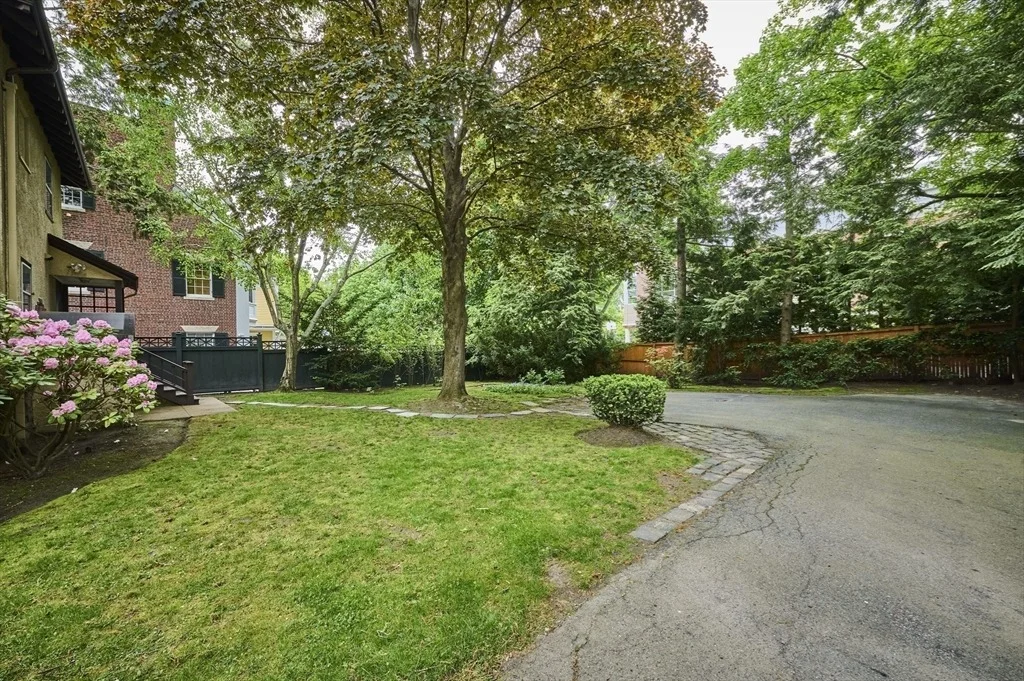 Photo of 92 Dean Road