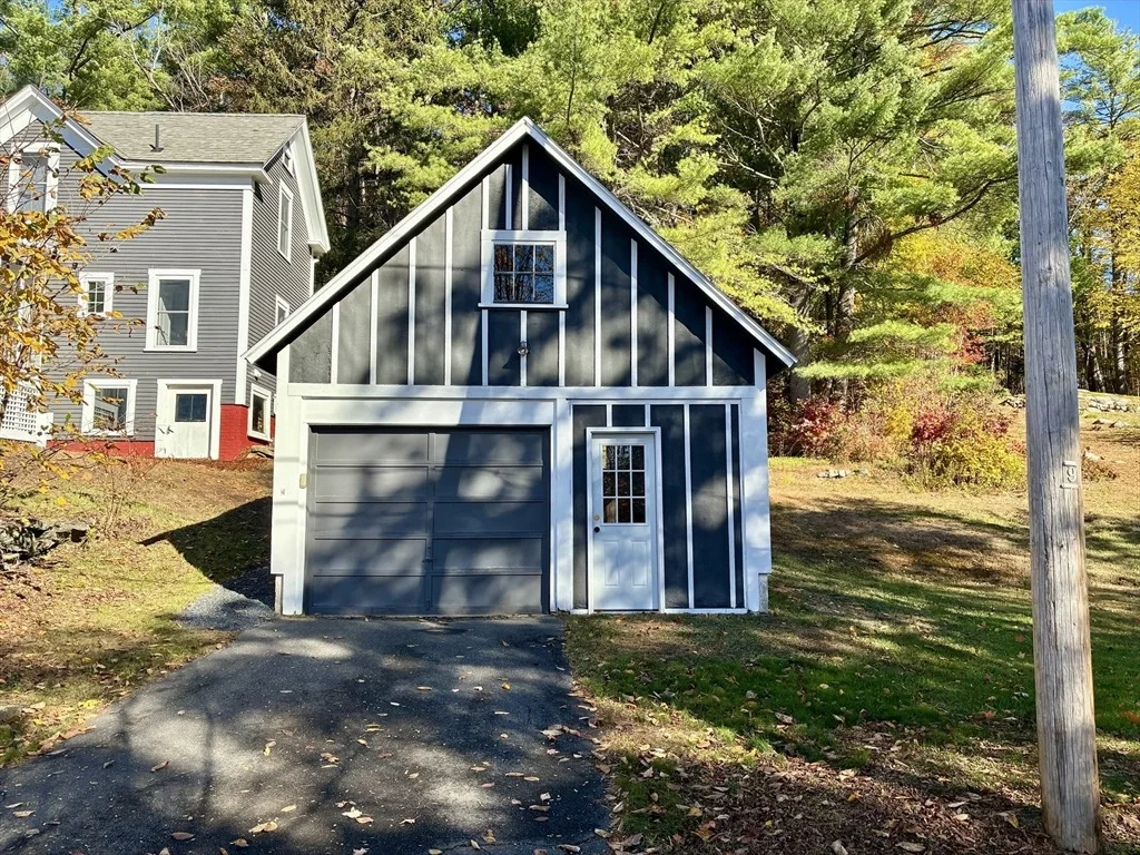 Photo of 140 Mechanic St