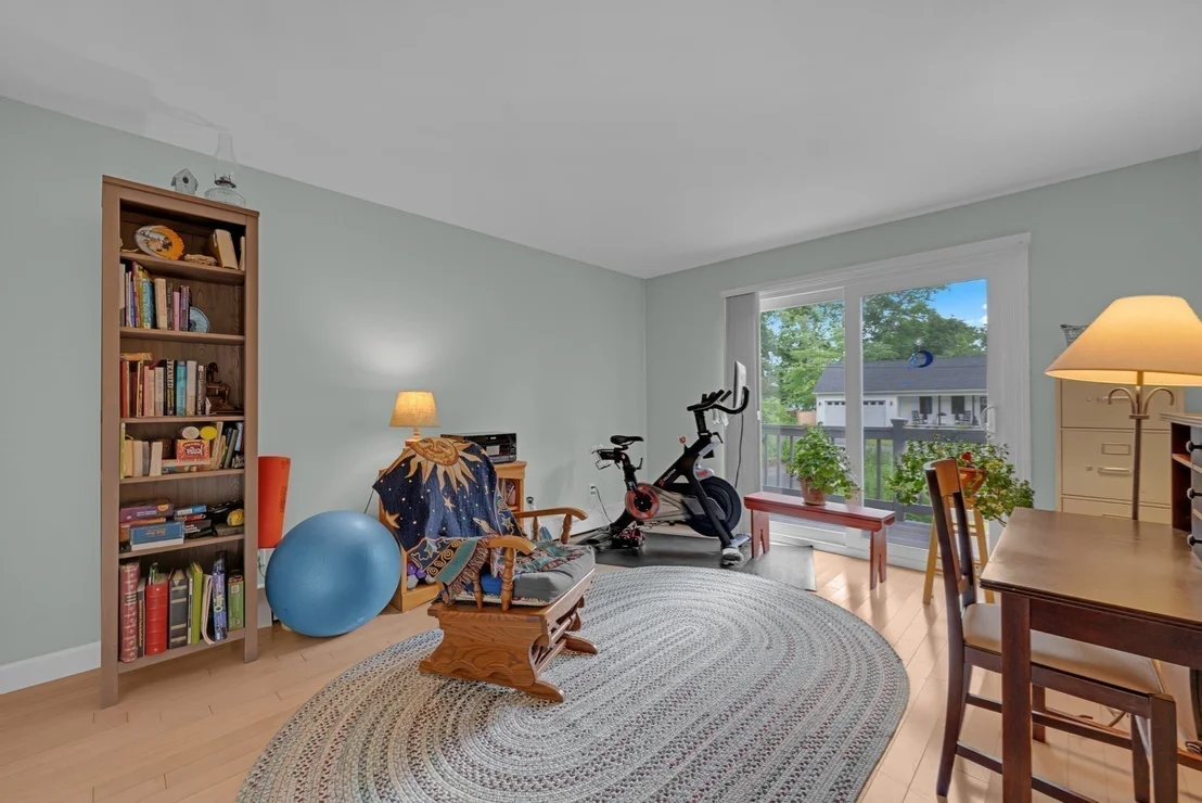 Photo of 47 Horseshoe Cir