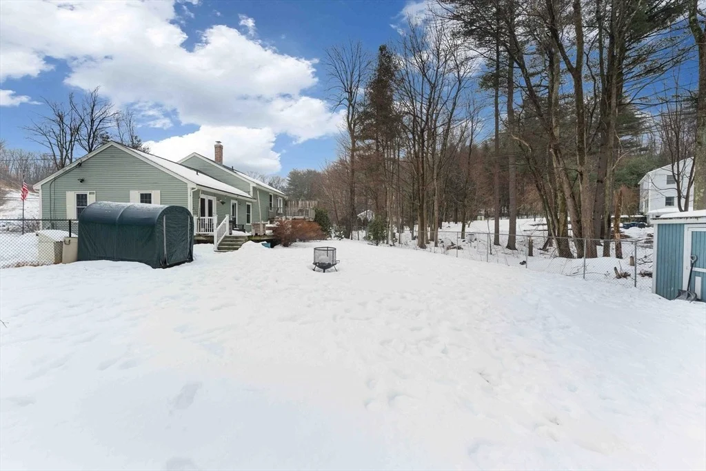 Photo of 33 Clinton Rd
