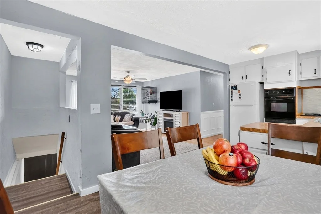 Photo of 94 Cora Ave