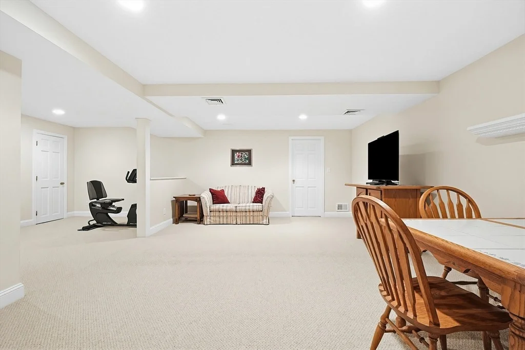 Photo of 30 Whispering Lane