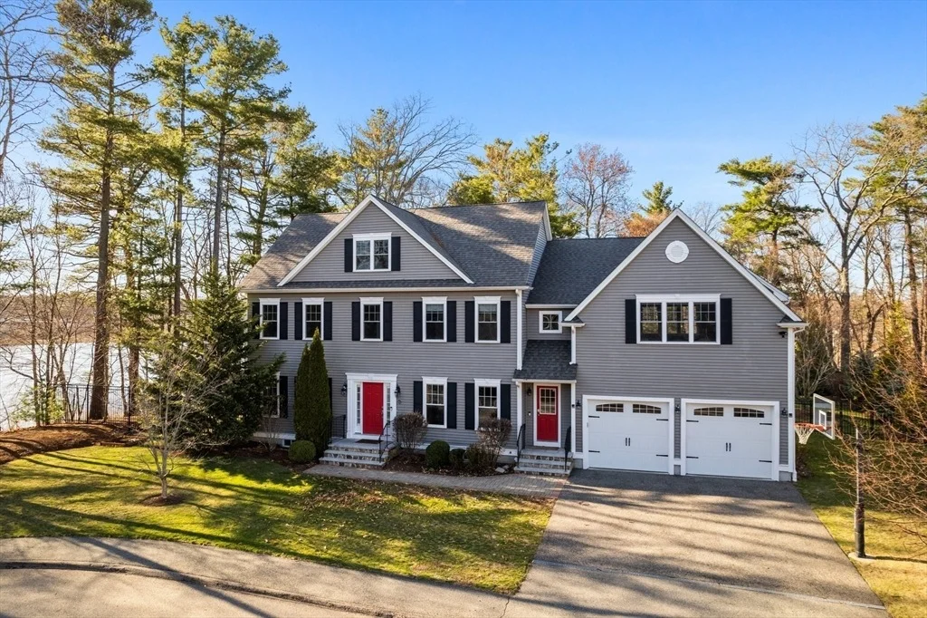 Photo of 95 Gibson Ave