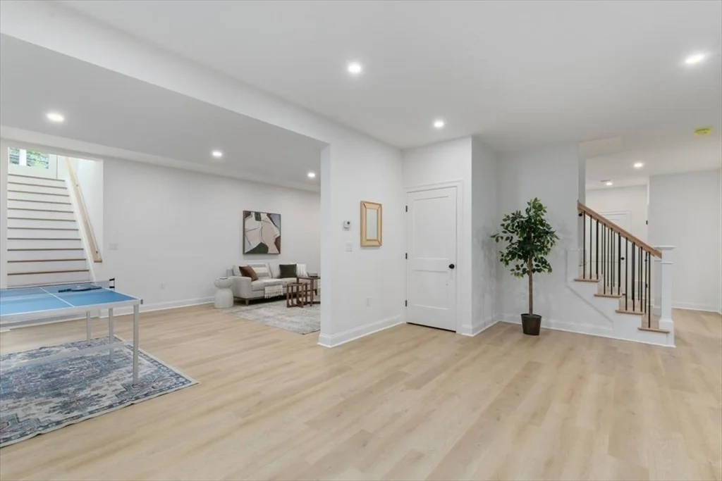 Photo of 9 Steele St