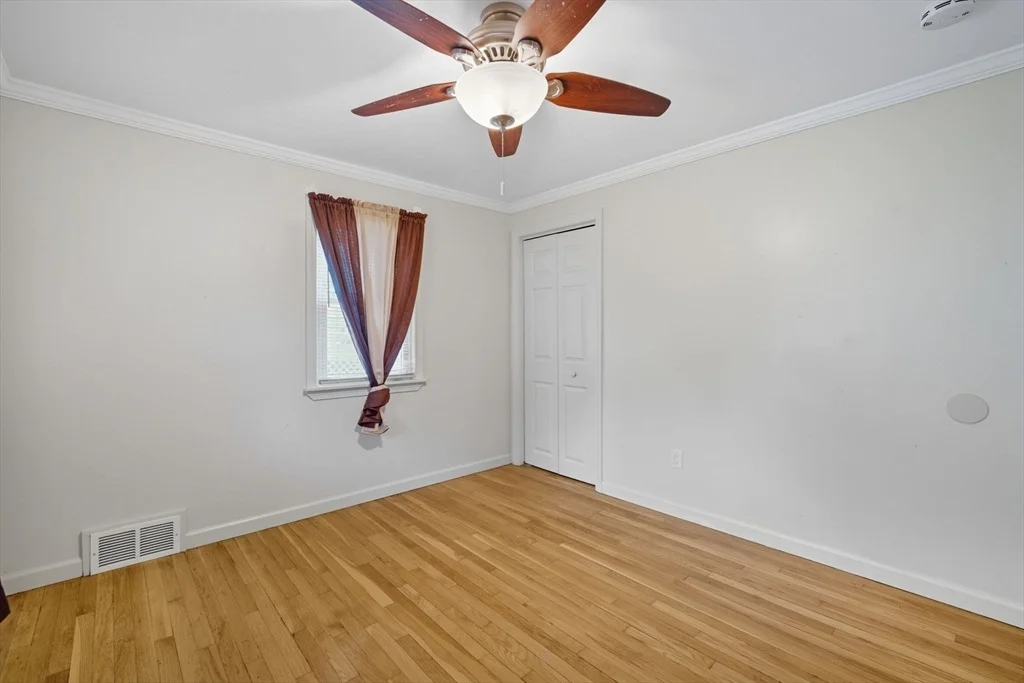 Photo of 35 Juniper Dr