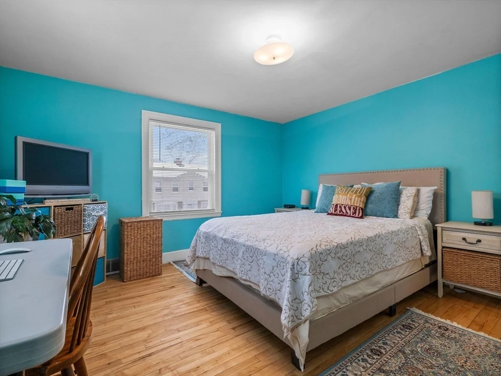 Photo of 6 Newcroft Cir