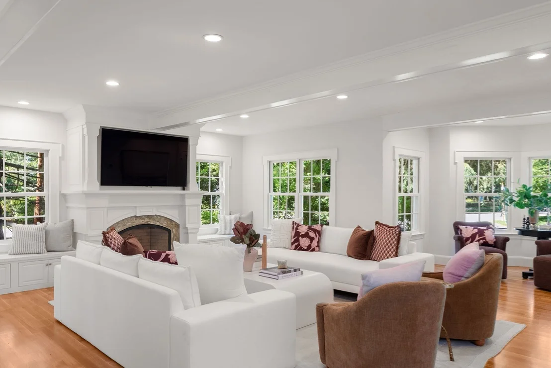 Photo of 1 Kenilworth Circle