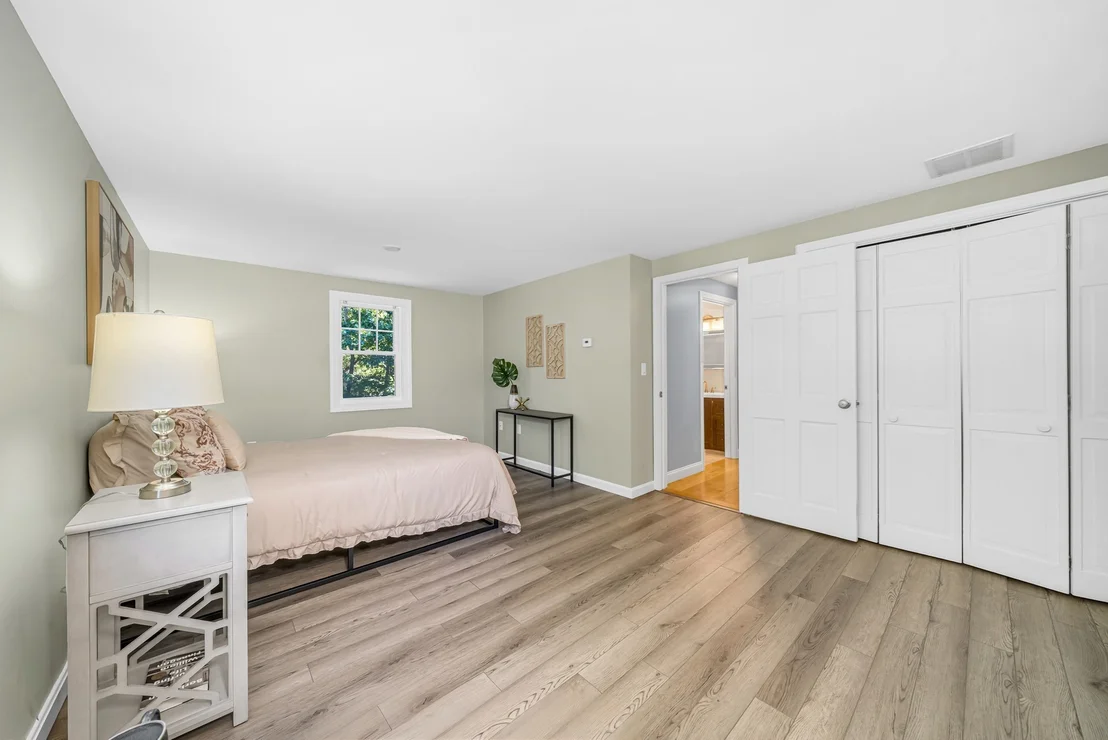 Photo of 2 Hunter Dr